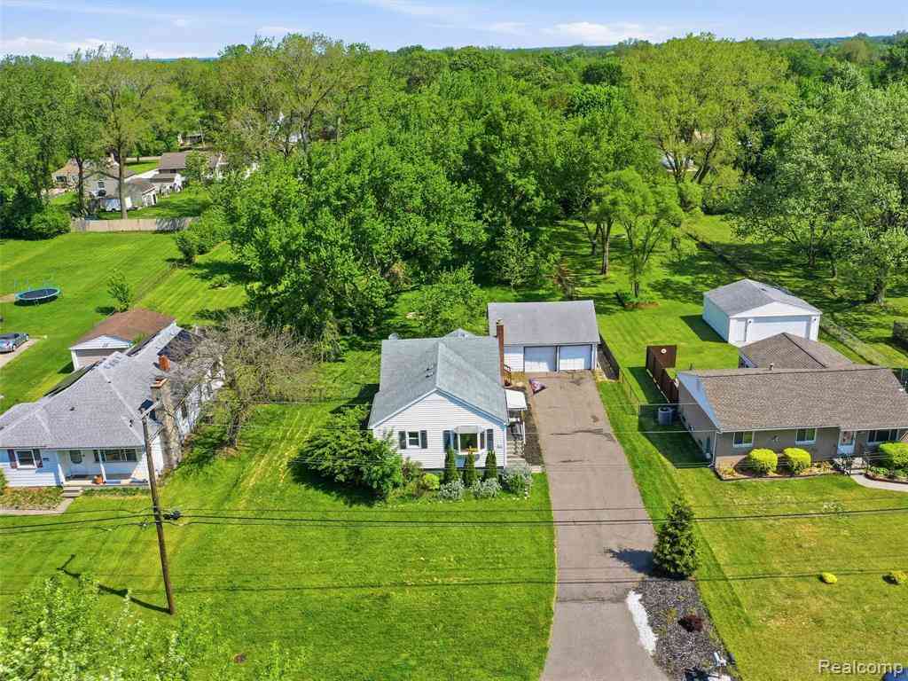 Homes For Sale - 2733 Lovington Drive <br/> Troy, MI 48083