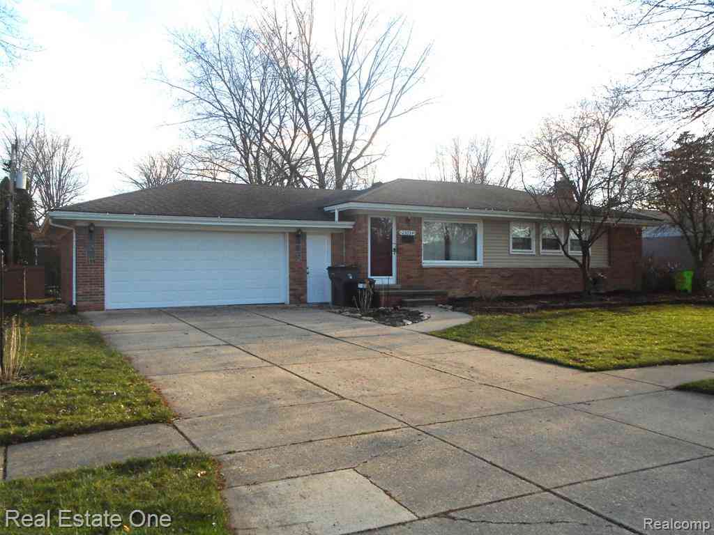 Homes For Rent - 23654 Whitley Drive <br/> Clinton Township, MI 48035