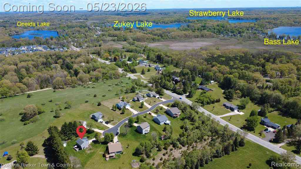 Homes For Sale - 9122 Oneida Way <br/> Pinckney, MI 48169