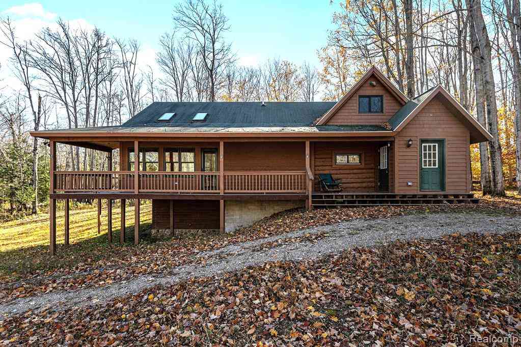 Homes For Sale - 2446 Spayde Road <br/> Charlevoix, MI 49720
