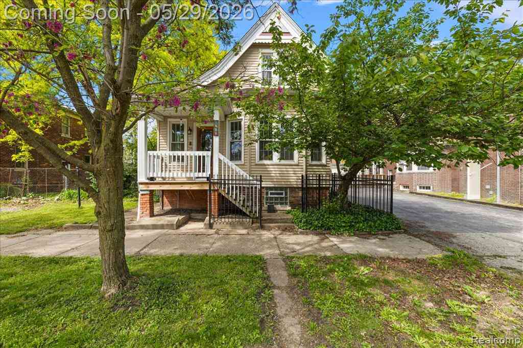 Homes For Sale - 1481 Baldwin Street <br/> Detroit, MI 48214