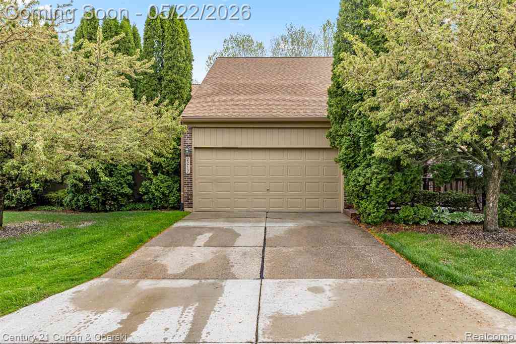 Condo For Sale - 2217 Siboney Court <br/> Rochester, MI 48309