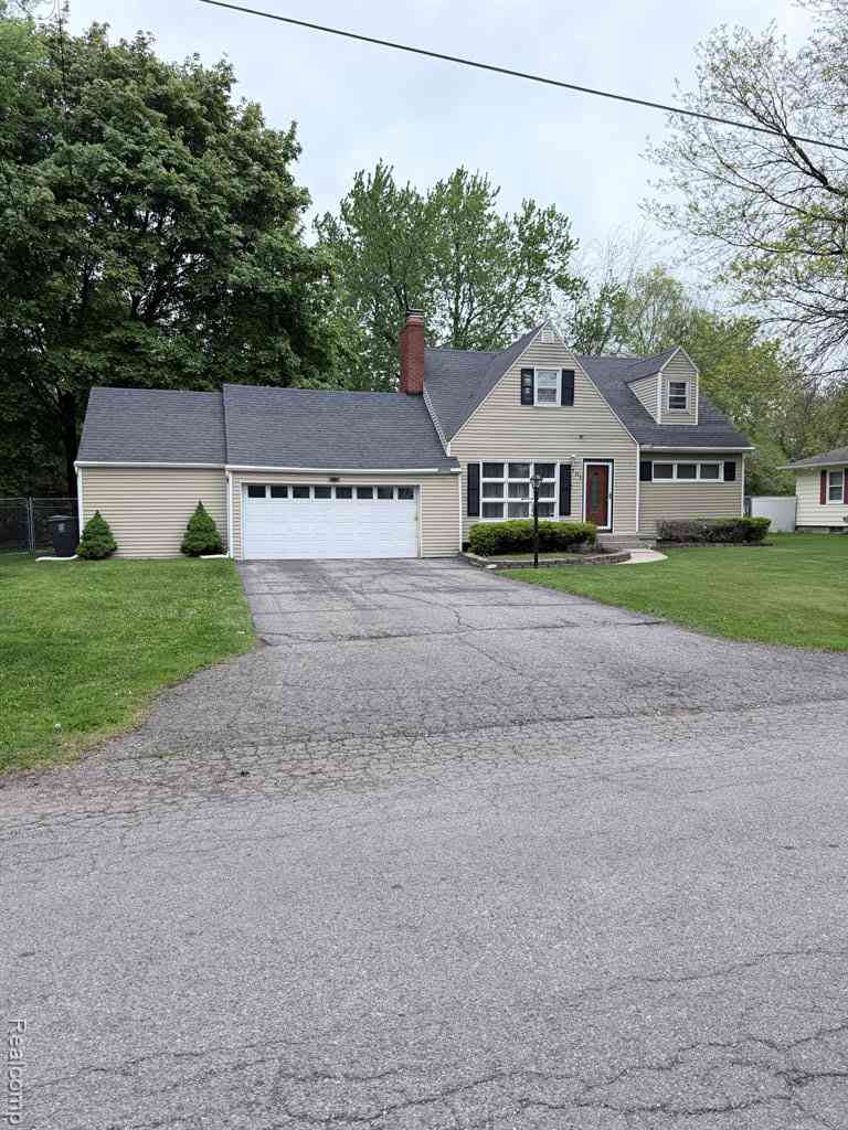 Homes For Sale - 701 Algonquin Avenue <br/> Flint, MI 48507
