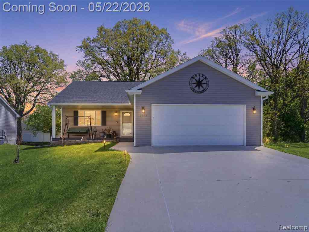 Homes For Sale - 3145 Dahlia Drive <br/> Genesee County, Burton, MI 48519