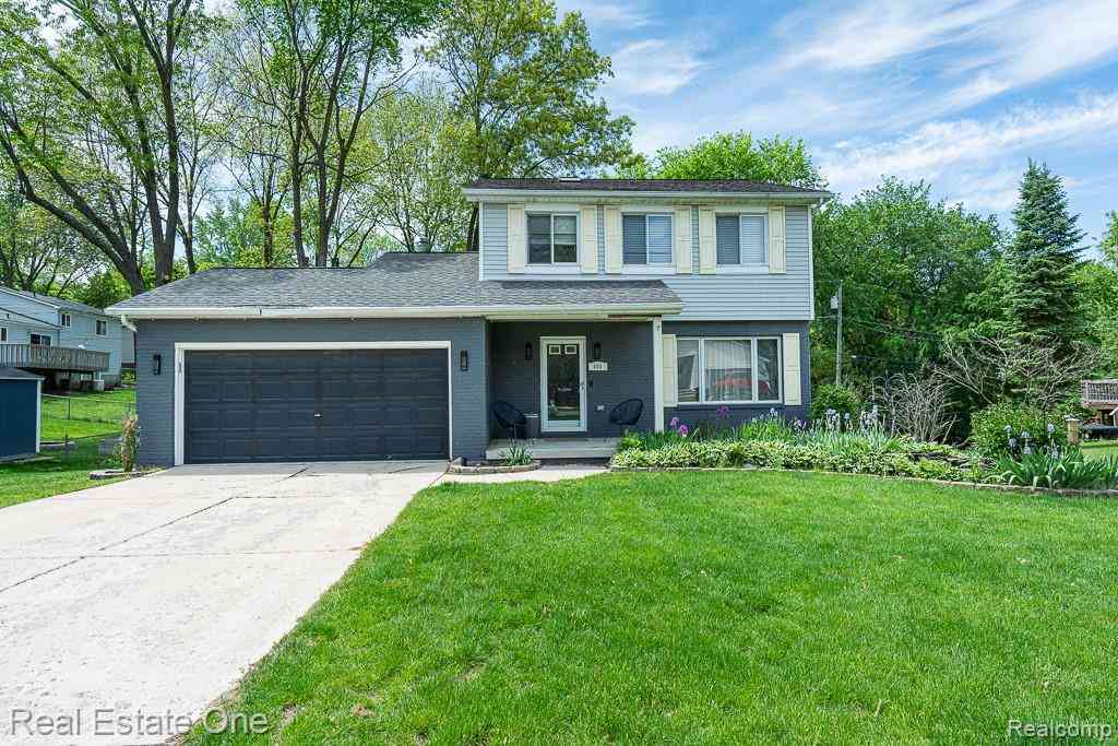 Homes For Rent - 668 Sherry Drive <br/> Lake Orion, MI 48362