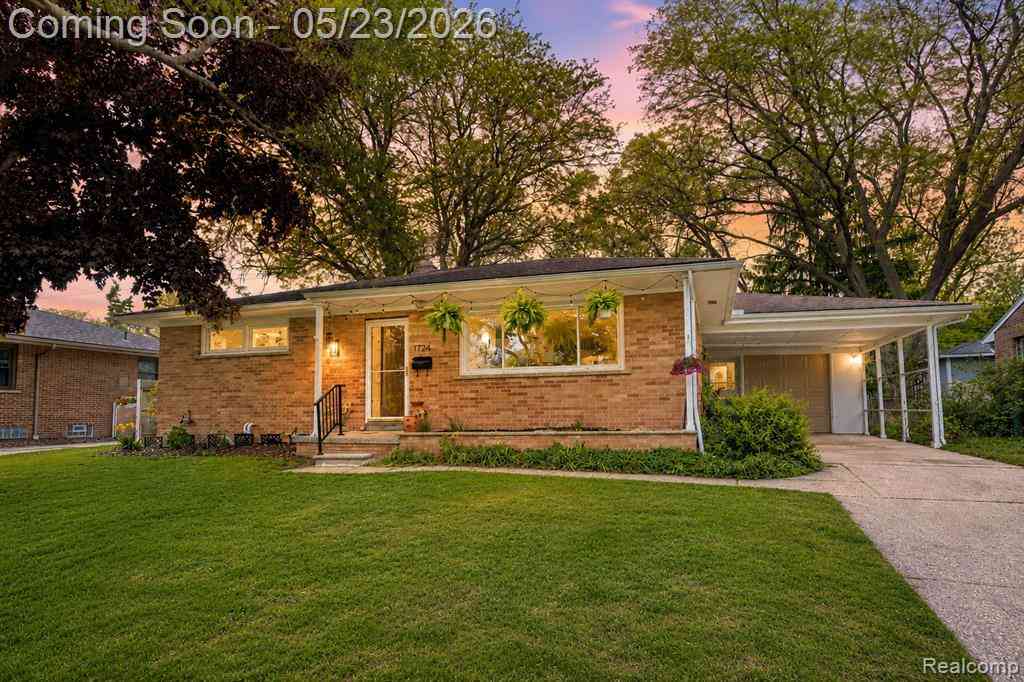 Homes For Sale - 1724 Weldon Boulevard <br/> Ann Arbor, MI 48103