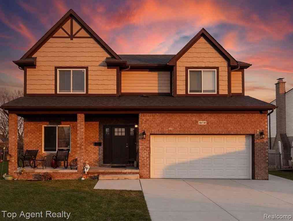 Homes For Sale - 36738 Vine Drive <br/> Sterling Heights, MI 48312
