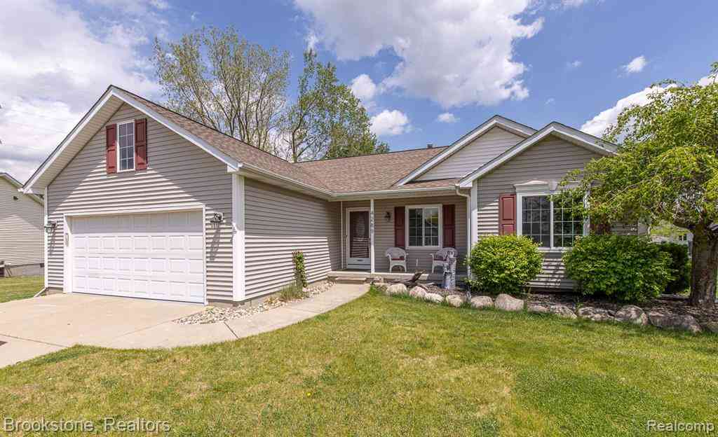Homes For Sale - 4289 Covey Lane <br/> Grand Blanc, MI 48439