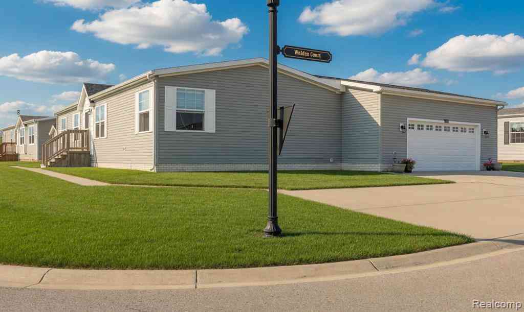 Homes For Sale - 11166 Walden Court <br/> South Lyon, MI 48178