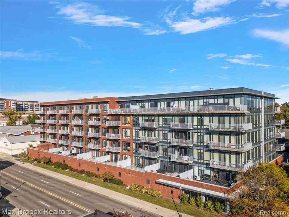 Condo For Rent - 101 Curry Avenue  #518<br/> Royal Oak, MI 48067