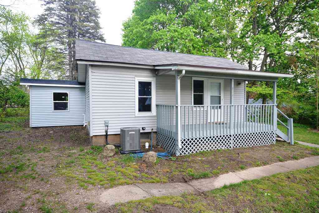 Homes For Sale - 822 N Berrien Street <br/> Albion, MI 49224