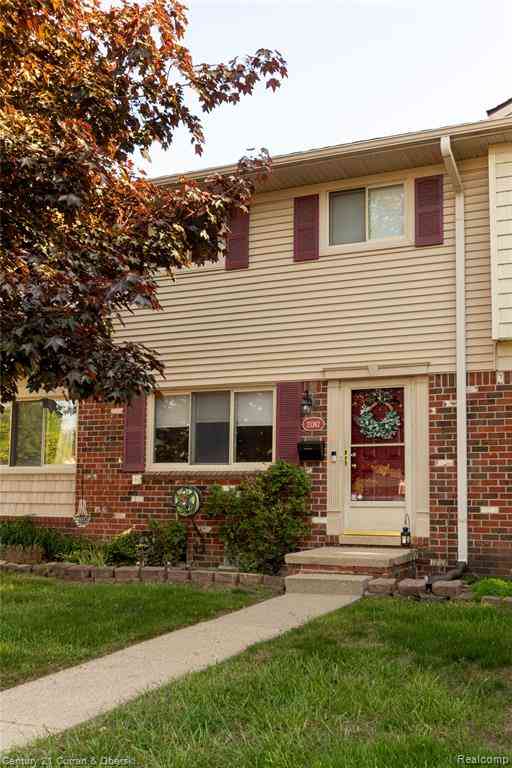 Condo For Sale - 23362 Baker Street <br/> Taylor, MI 48180