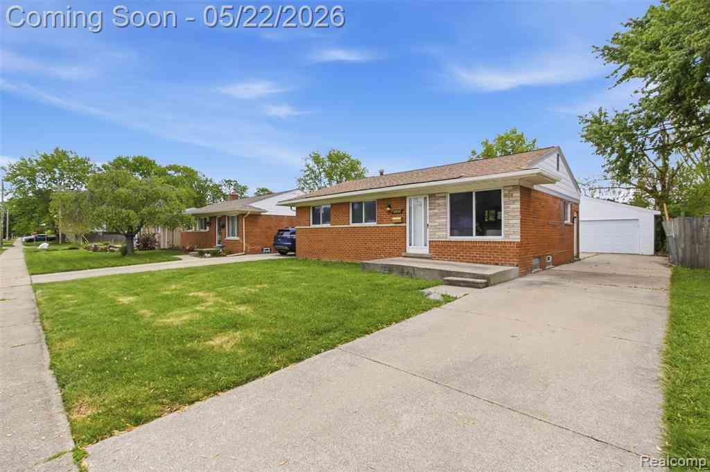 Homes For Sale - 20520 Catalano Street <br/> Clinton Township, MI 48035