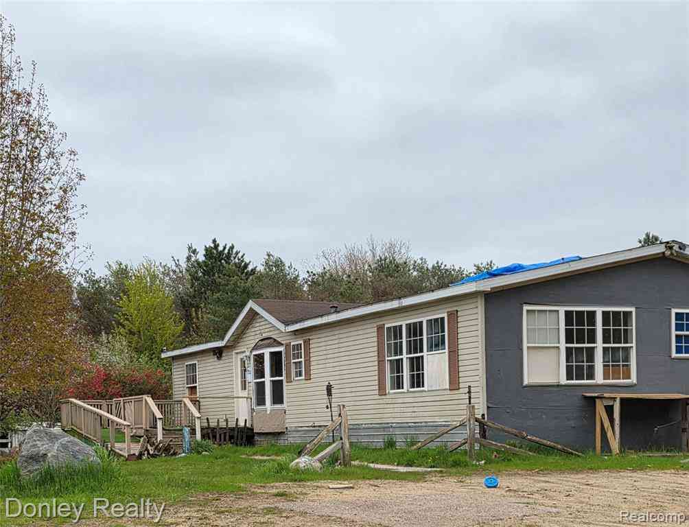 Homes For Sale - 7751 Vincent Road <br/> Sanilac County, Croswell, MI 48422