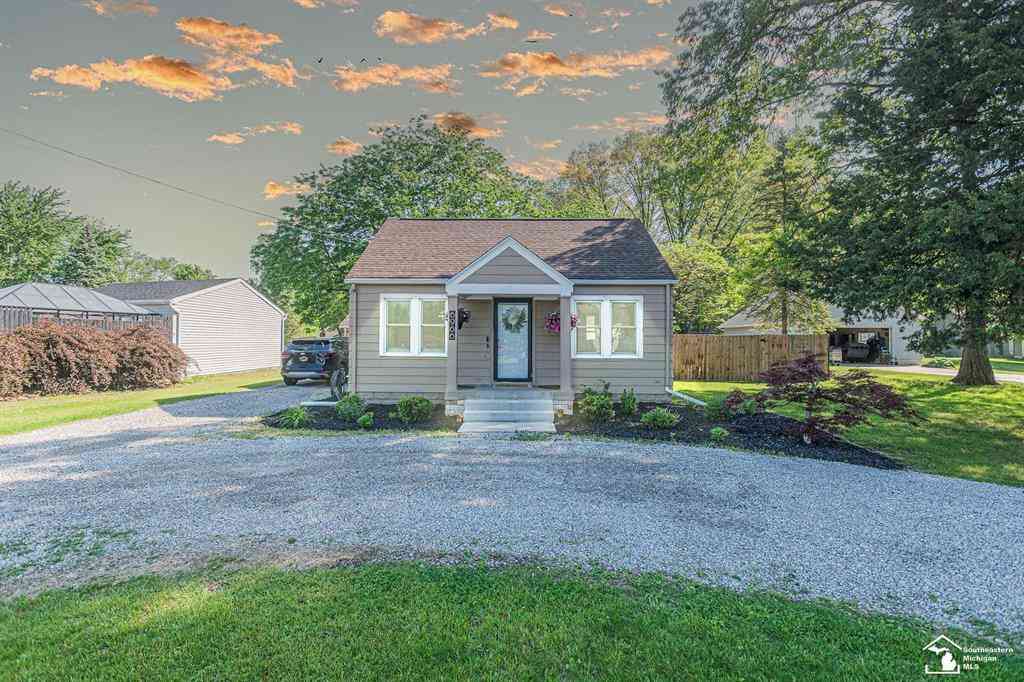 Homes For Sale - 6966 Summerfield Road <br/> Monroe County, Temperance, MI 48182