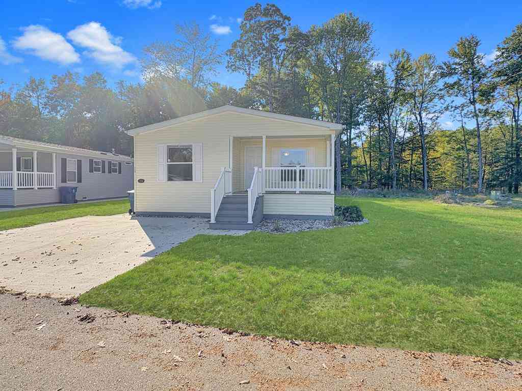 Homes For Sale - 115 San Souci Drive Nw NW<br/> Sparta, MI 49345