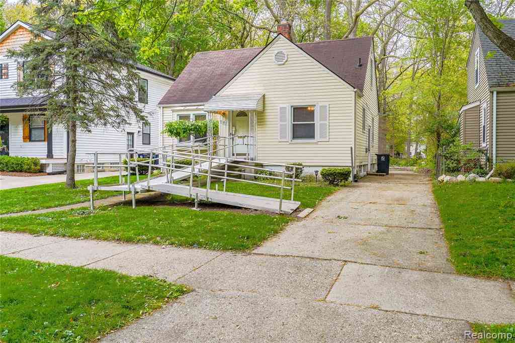 Homes For Sale - 1102 N Vermont Avenue <br/> Royal Oak, MI 48067