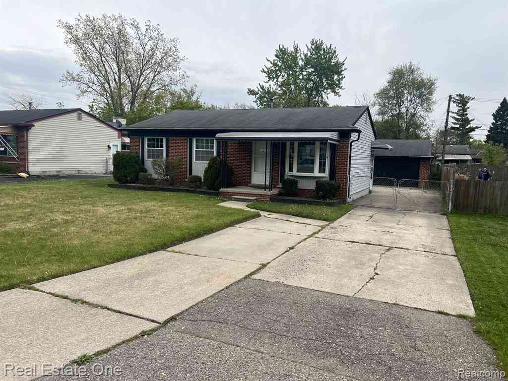 Homes For Sale - 1092 Arthur Drive <br/> Troy, MI 48083