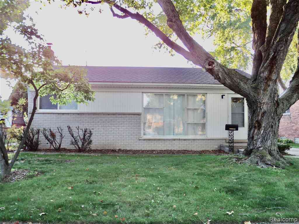 Homes For Rent - 29221 Mark Avenue <br/> Madison Heights, MI 48071