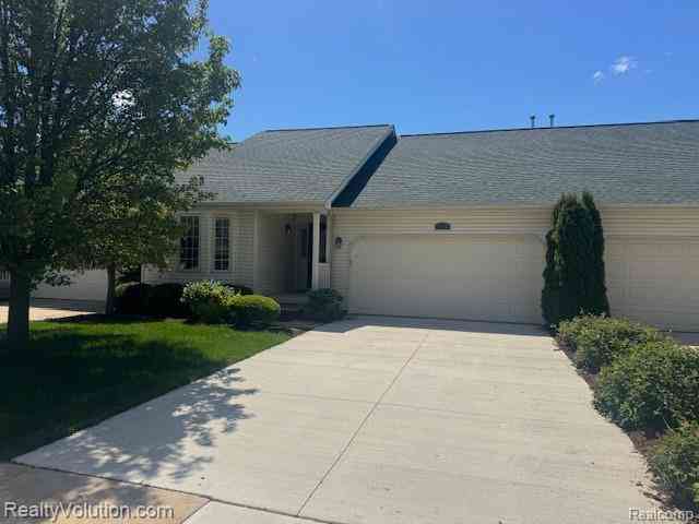 Condo For Sale - 1812 Stoldt Avenue <br/> Lapeer County, Imlay City, MI 48444