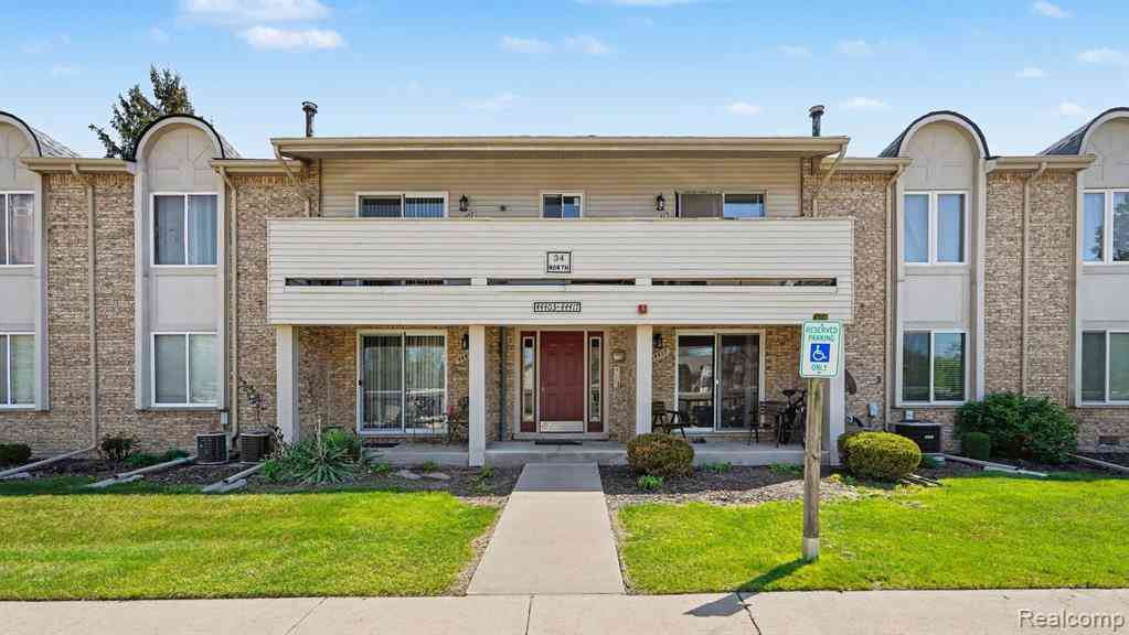 Condo For Rent - 44413 Savery Drive <br/> Canton, MI 48187