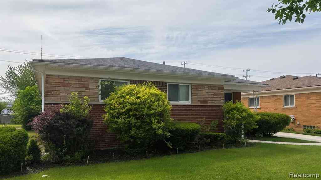 Homes For Sale - 23131 Beverly Street <br/> Oakland County, Oak Park, MI 48237