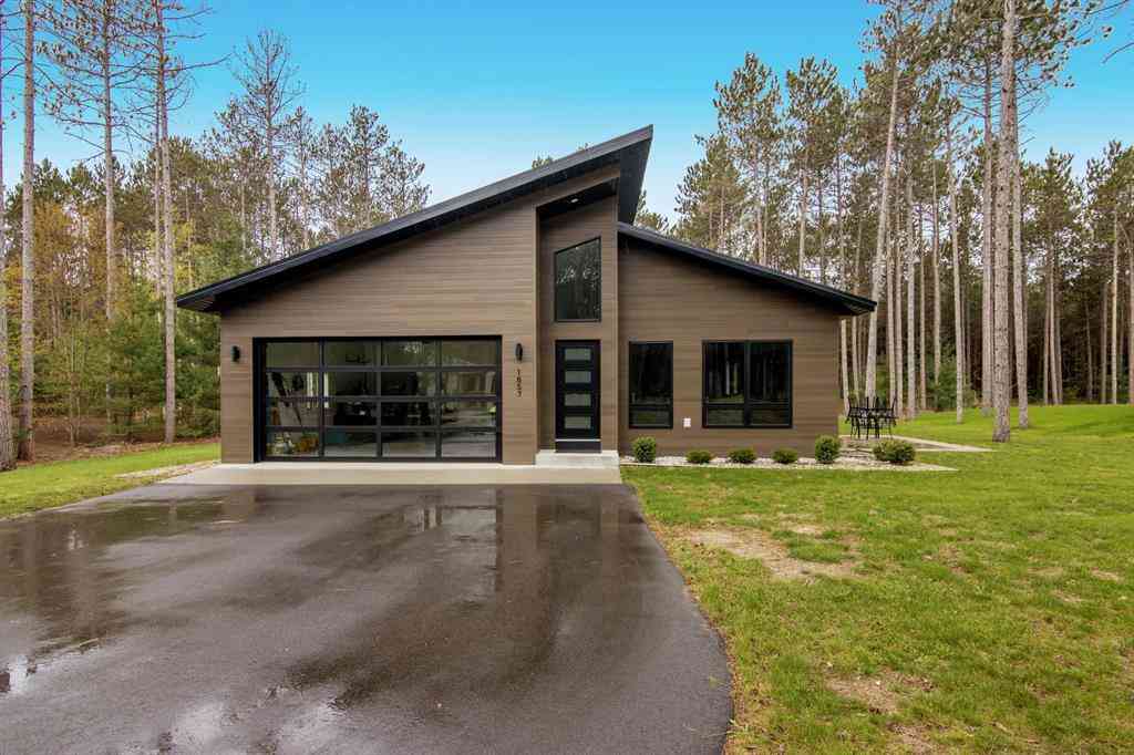 Homes For Sale - 1857 Cascade Trail <br/> Grand Traverse County County, Traverse City, MI 49685