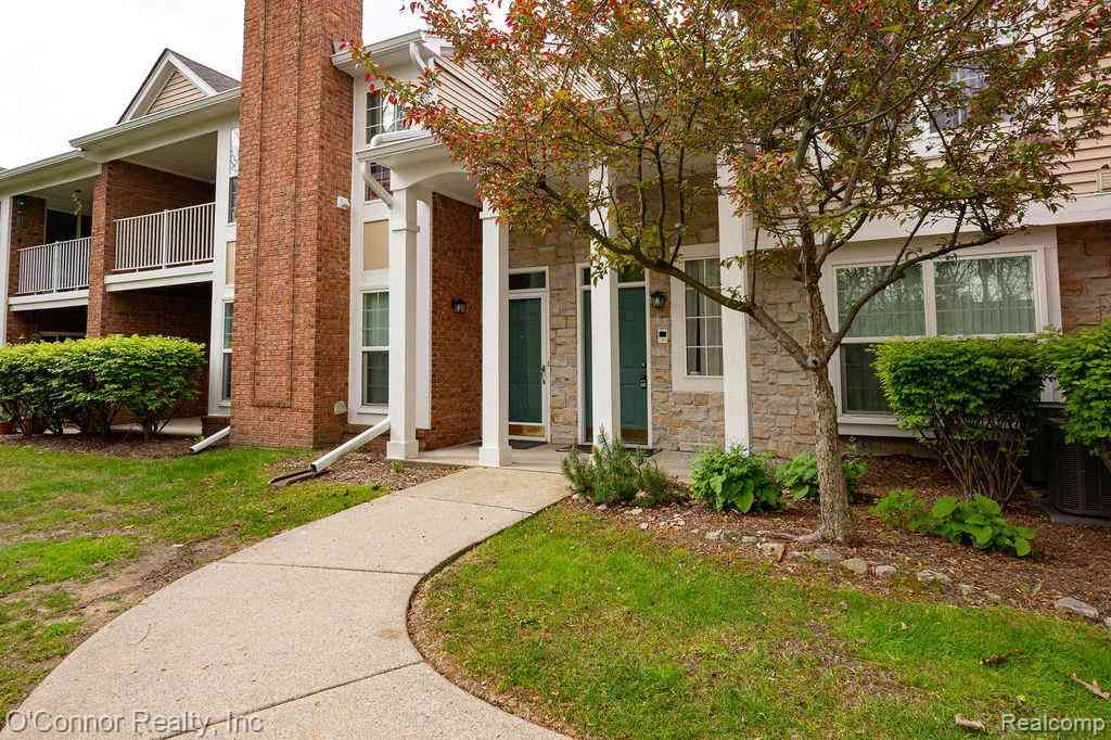 Condo For Sale - 56288 Troon North  <br/> Shelby Twp, MI 48316