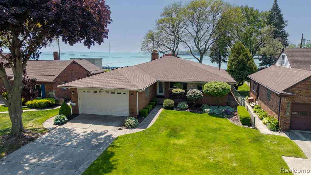Homes For Sale - 22606 Ardmore Park Drive <br/> Saint Clair Shores, MI 48081