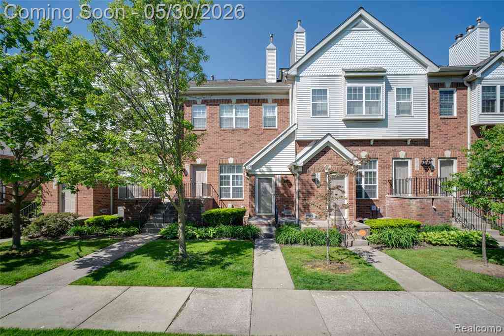 Condo For Sale - 1727 Campau Farms Circle <br/> Detroit, MI 48207