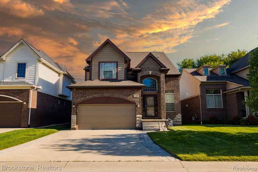 Homes For Sale - 13809 Grandeur Avenue <br/> Utica, MI 48315