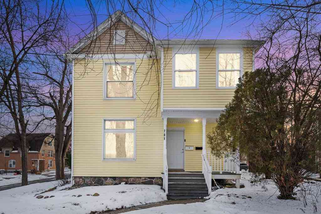 Homes For Rent - 701 Washtenaw Avenue  #1<br/> Ypsilanti, MI 48197