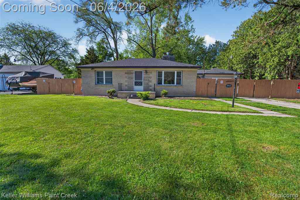 Homes For Sale - 2942 Tatham Road <br/> Saginaw, MI 48601