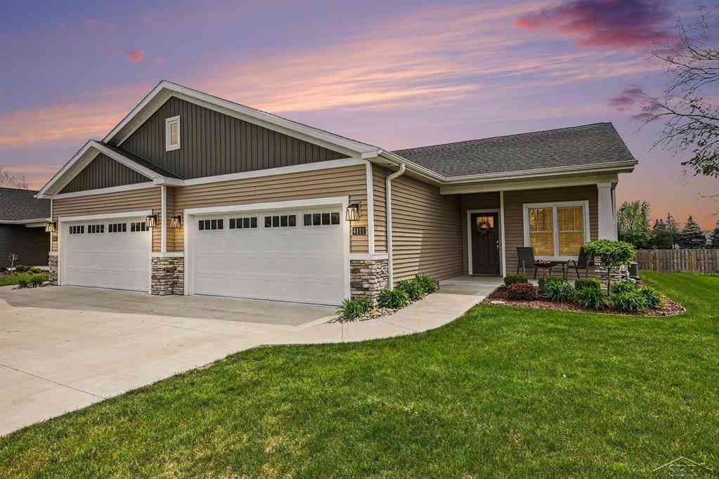 Condo For Sale - 4111 Woodburn Court <br/> Saginaw, MI 48603