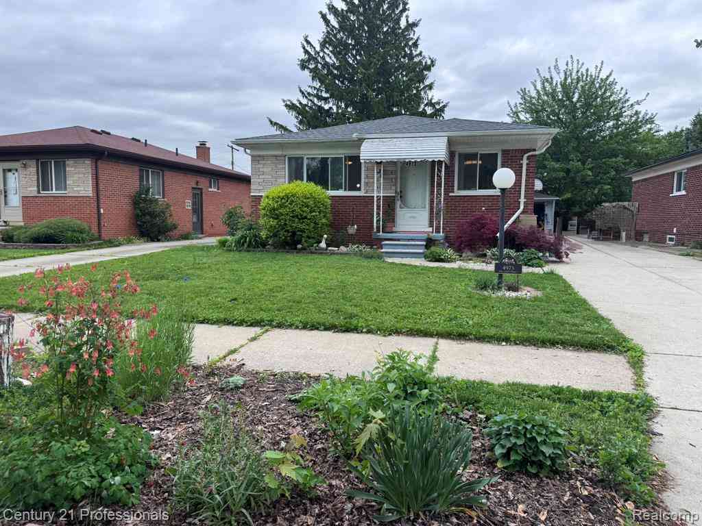 Homes For Sale - 4973 Williams Street <br/> Dearborn Heights, MI 48125