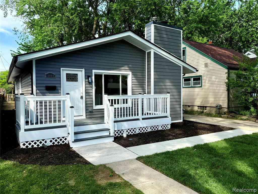 Homes For Sale - 21805 Downing Street <br/> Saint Clair Shores, MI 48080