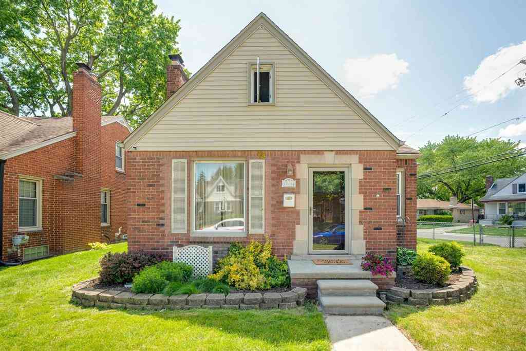 Homes For Sale - 15214 Nehls Avenue <br/> Eastpointe, MI 48021