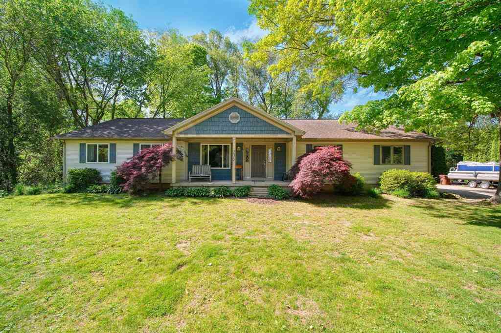 Homes For Sale - 235 Keefer Street <br/> Concord, MI 49237
