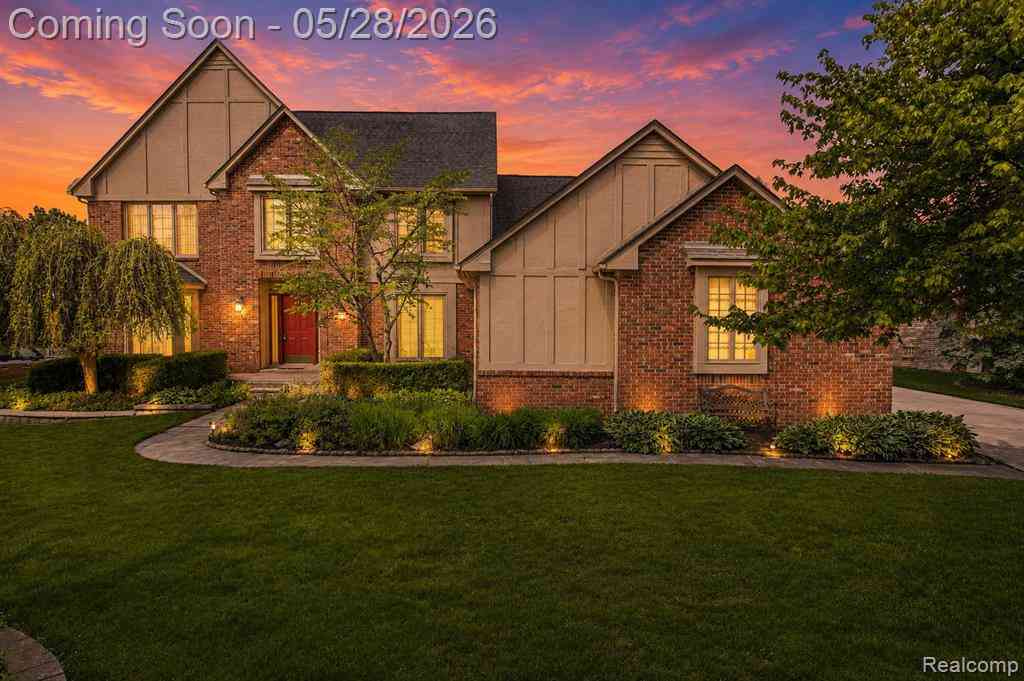Homes For Sale - 4409 Deacon Court <br/> Troy, MI 48098