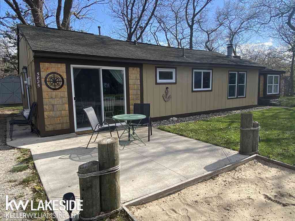Homes For Sale - 5825 Oak Pointe Drive <br/> Huron County, Caseville, MI 48725