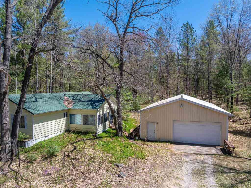 Homes For Sale - 262 E Bear Lake Road Ne  <br/> Kalkaska County, Kalkaska, MI 49646
