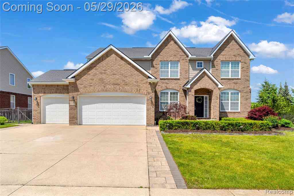 Homes For Sale - 1977 Hazel Nut Lane <br/> Troy, MI 48085