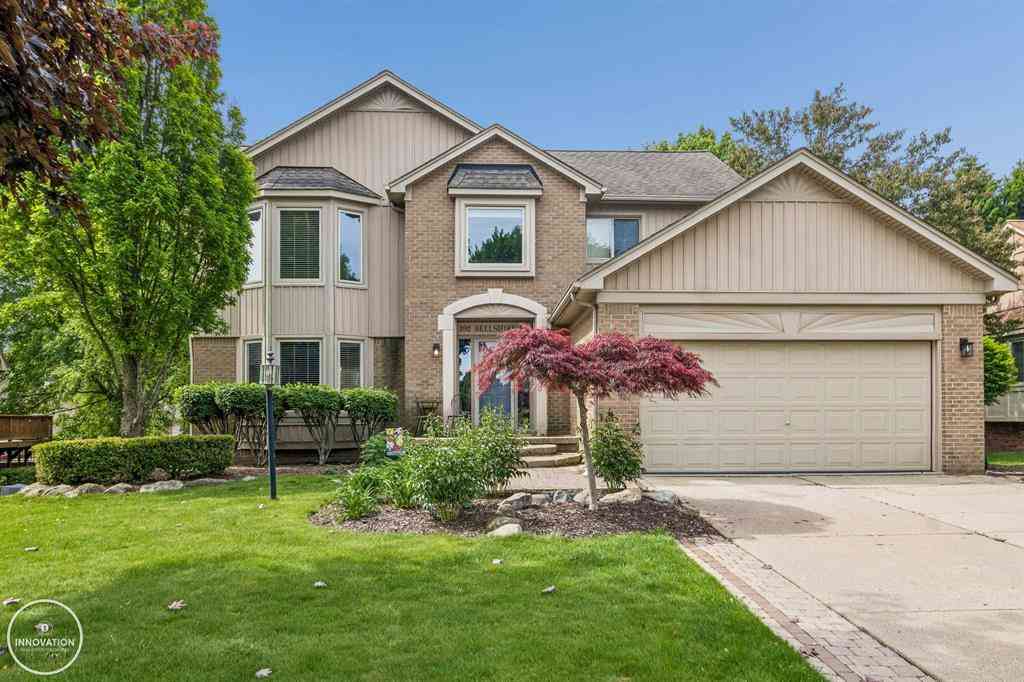 Homes For Sale - 192 Bellshire Lane <br/> Rochester, MI 48307
