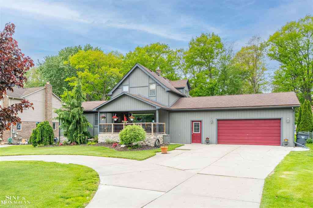 Homes For Sale - 37907 Hazel Street <br/> Harrison Township, MI 48045