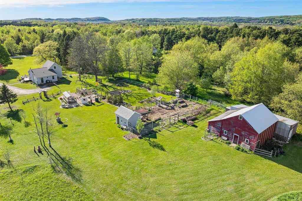 Homes For Sale - 2389 Paul Rose Road <br/> Frankfort, MI 49635