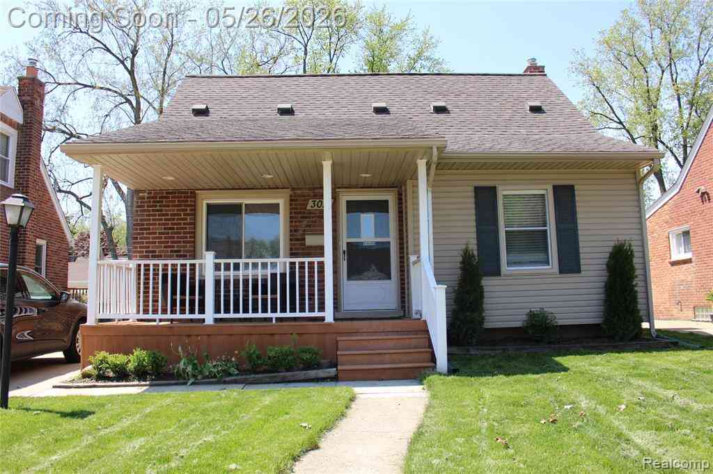 Homes For Rent - 3011 Ferris Avenue <br/> Royal Oak, MI 48073