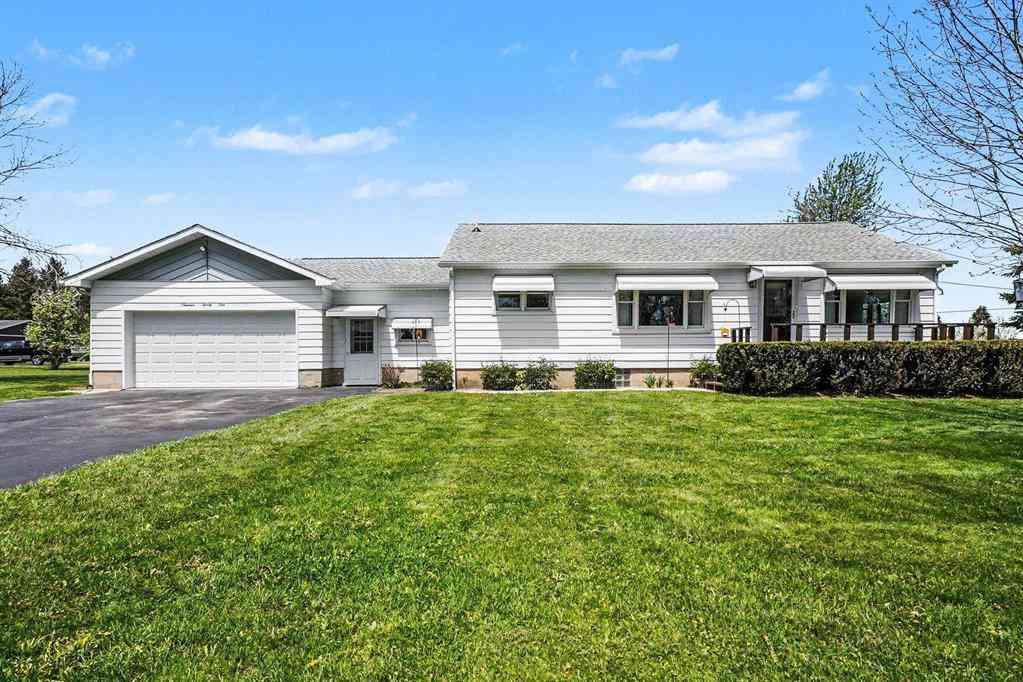 Homes For Sale - 1921 N Huron Road <br/> Tawas City, MI 48763