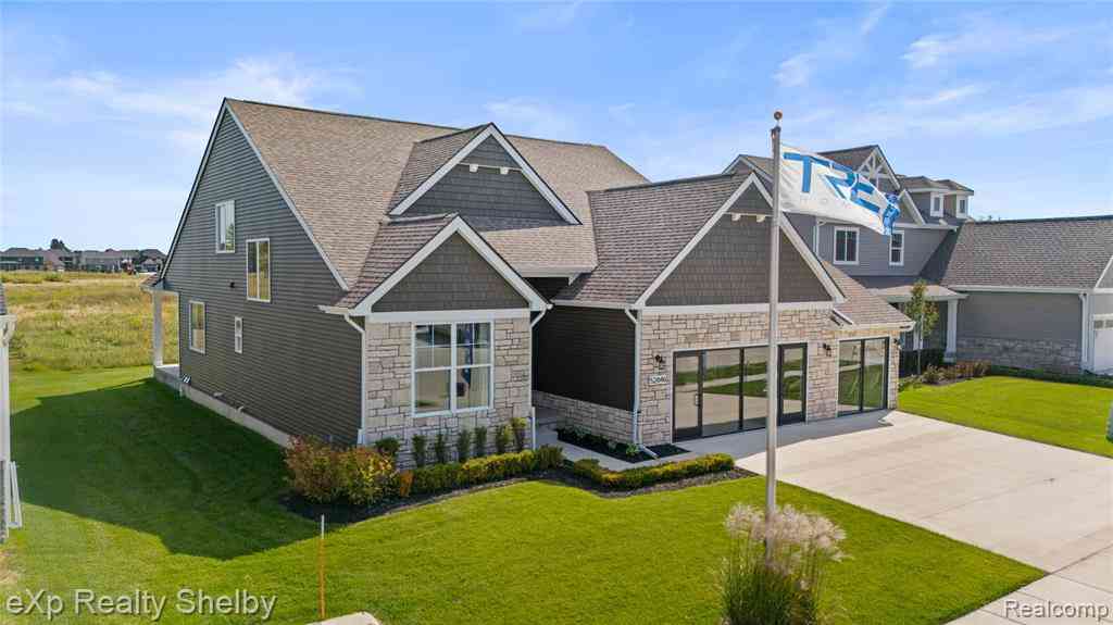 Homes For Sale - 52030 Wellington Valley Drive <br/> Macomb, MI 48042