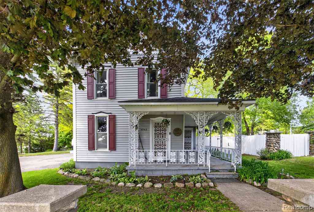 Homes For Sale - 4742 2nd Street <br/> Lapeer County, Columbiaville, MI 48421