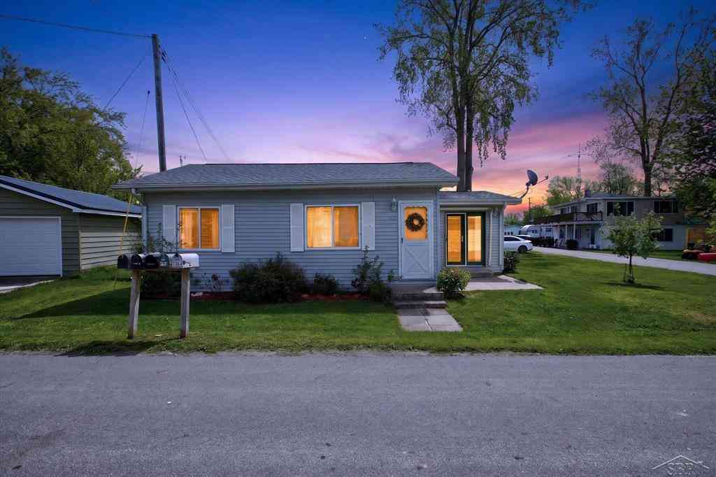 Homes For Sale - 1857 Center Road <br/> Huron County, Sebewaing, MI 48759